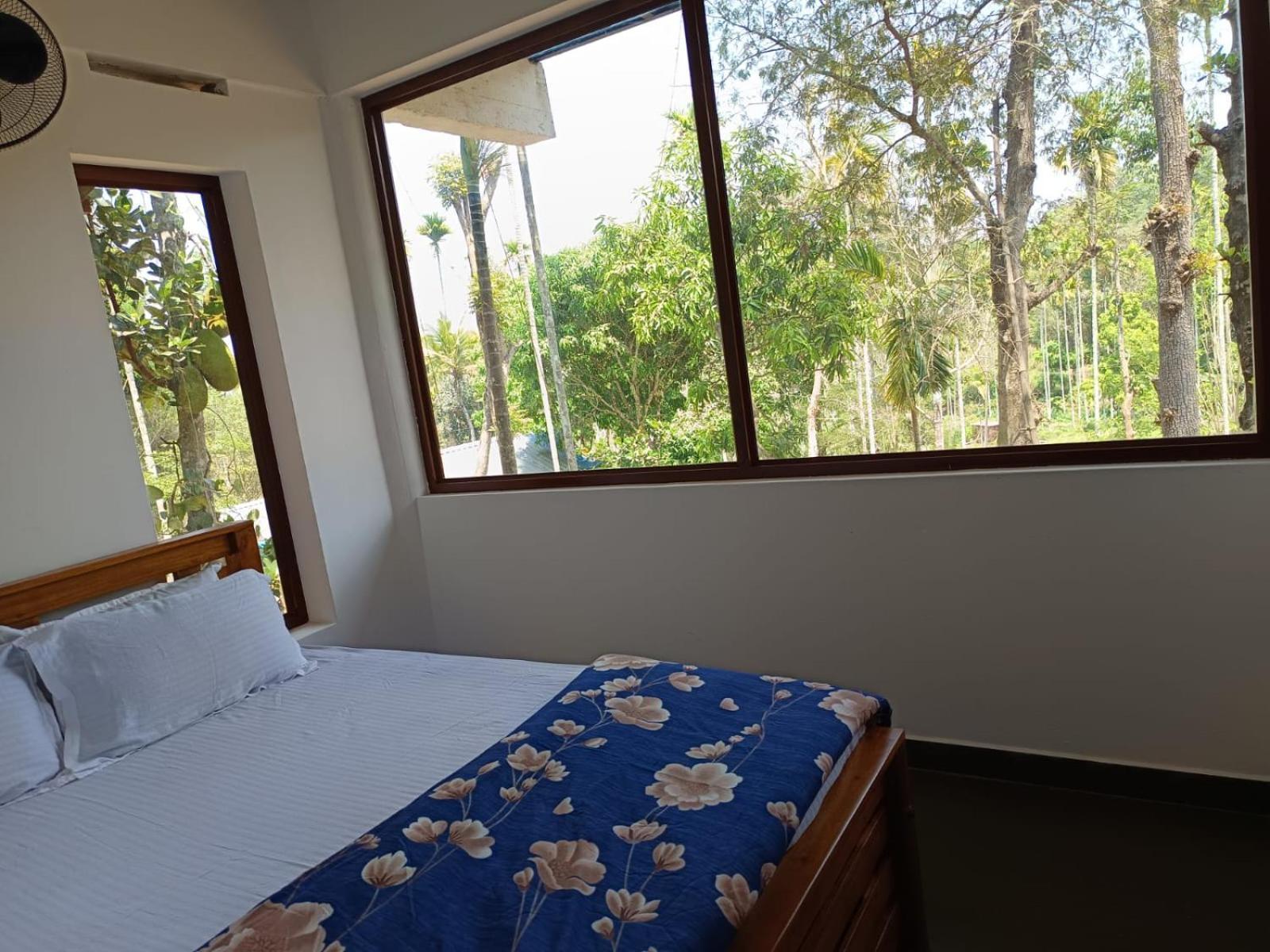 Kuruva Shoreline Wayanad Chegāt Zewnętrze zdjęcie